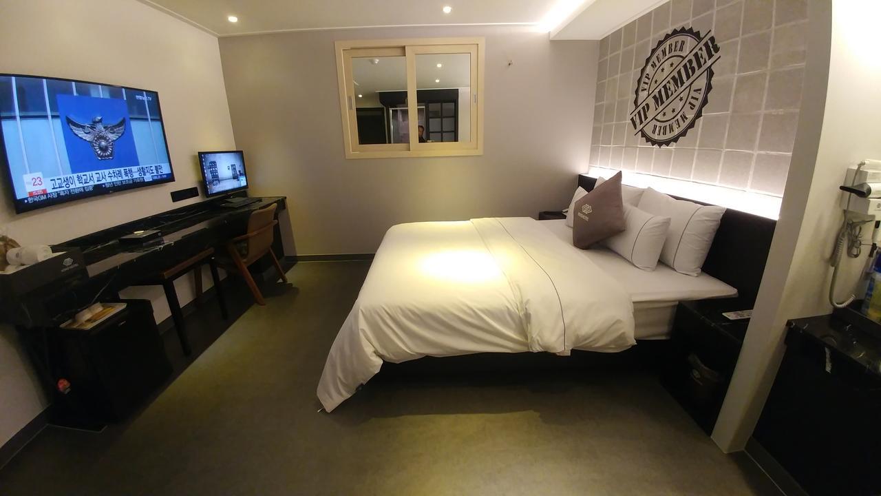 Seosan Vovo Hotel מראה חיצוני תמונה